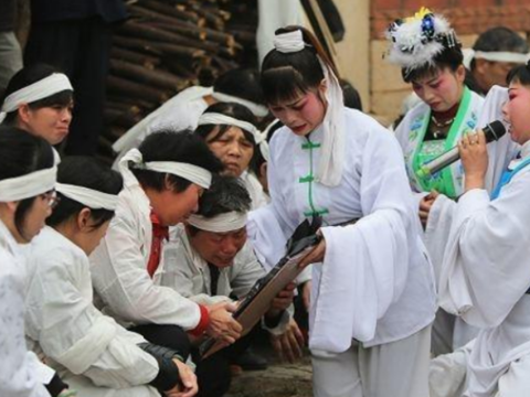 中国传统的哭丧仪式